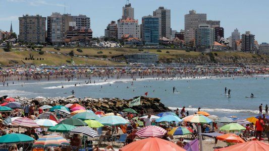 Los precios en Mar del Plata: cuánto cuesta alquilar un departamento, carpa, sombrilla e ir al teatro