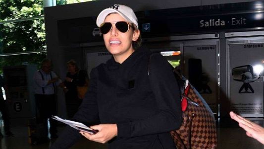 Charlotte Caniggia se fue camuflada a Europa a encontrarse con su madre