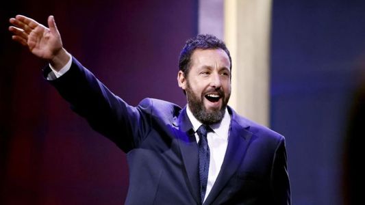 Adam Sandler arrasa en Netflix con una comedia que lidera el Top 10 de películas en Argentina