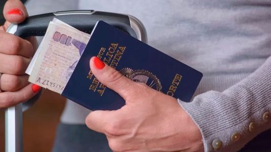 Qué y cuánto cuesta el trámite que hay que hacer para viajar a Estados Unidos sin visa