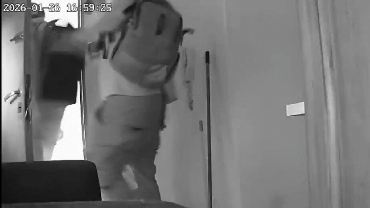 Video: así desvalijaron dos departamentos de estudiantes que estaban de vacaciones