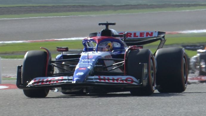 Mal inicio para el tricampeón Max Verstappen y gran sorpresa con Daniel Ricciardo