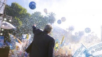 En medio del silencio de Cristina, el peronismo y la oposición debaten su futuro, y se pasan facturas