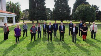 El grupo de especialistas que asesora al Presidente, durante un encuentro en Olivos (Foto: archivo). El grupo de especialistas que asesora al Presidente, durante un encuentro en Olivos (Foto: archivo).