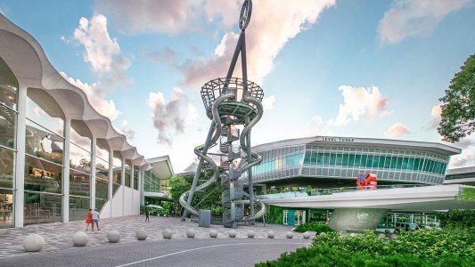 Terror en Miami: tres heridos de bala por una ráfaga de disparos en uno de los shopping más populares