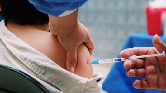 Vacuna_me: el desesperado grito de padres de chicos de riesgo que piden que los vacunen