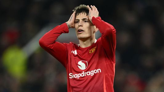 Escándalo total: la imagen de Alejandro Garnacho que ¿acelera su salida del Manchester United?