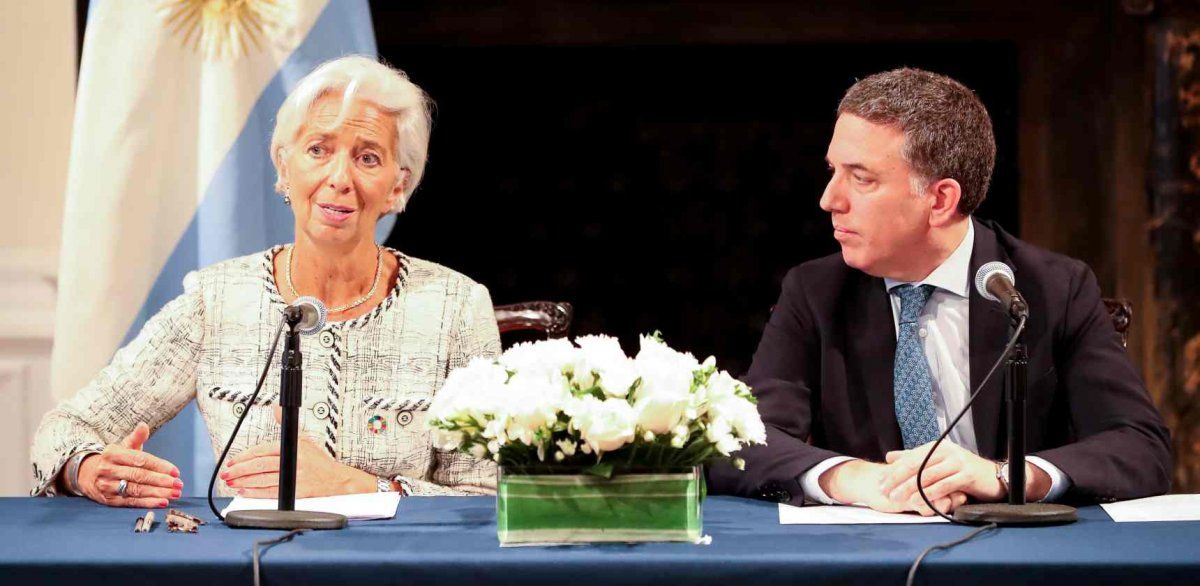 Mejores alumnos: el FMI felicita a la Argentina por la baja de la tasa de interés y dice que la política del BCRA está dando resultados