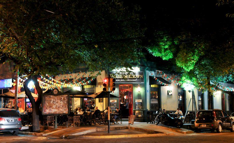 ¿Una luz al final del túnel?: Salta, Mendoza y Jujuy abren bares, restaurantes y hasta un shopping