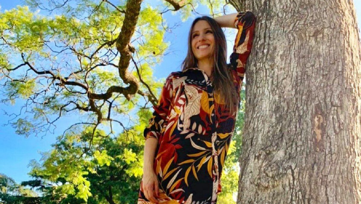 Pampita compartió la ecografía de su beba: Cómo se puede amar tanto...