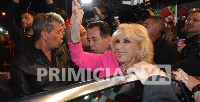 Mirtha hizo su segunda salida teatral en Mar del Plata: fue a ver a Flor de la V