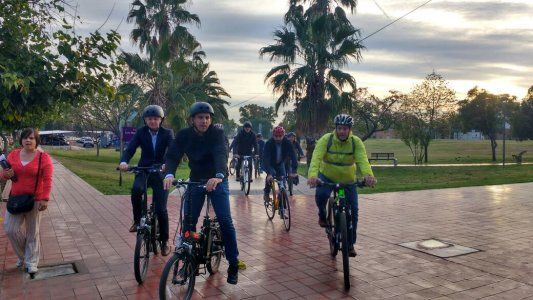 Plus por bici: pagarán un premio de 800 pesos a los empleados que vayan a trabajar en bicicleta en Mendoza