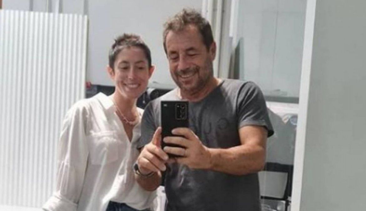 Ricky Sarkany junto a su hija Sofía