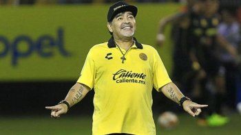 ¿Maradona al Gimnasia? Todas las claves de las negociaciones