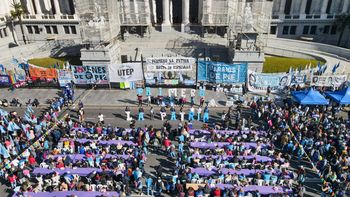 Barrios de Pie marchó al Congreso con consignas contra el campo y denuncias de amenazas