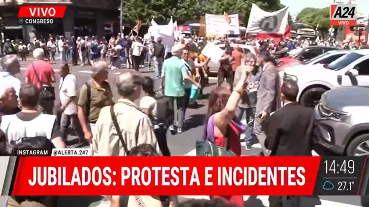 Protesta de Jubilados en el Centro. (Foto: A24)