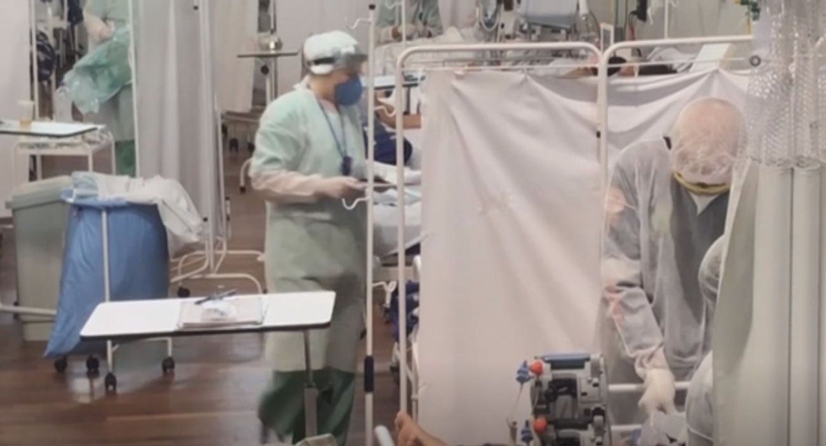 Brasil: nuevo récord de muertes el mismo día en que se designó al nuevo minsitro de Salud (Foto: AP).