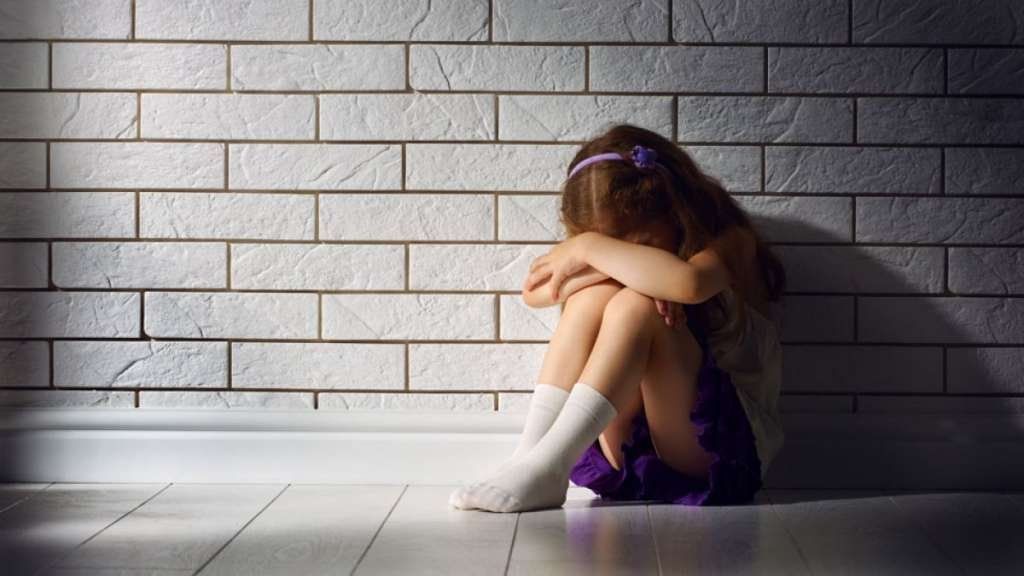 Nena contó en el colegio que fue violada por su padrastro y su tío