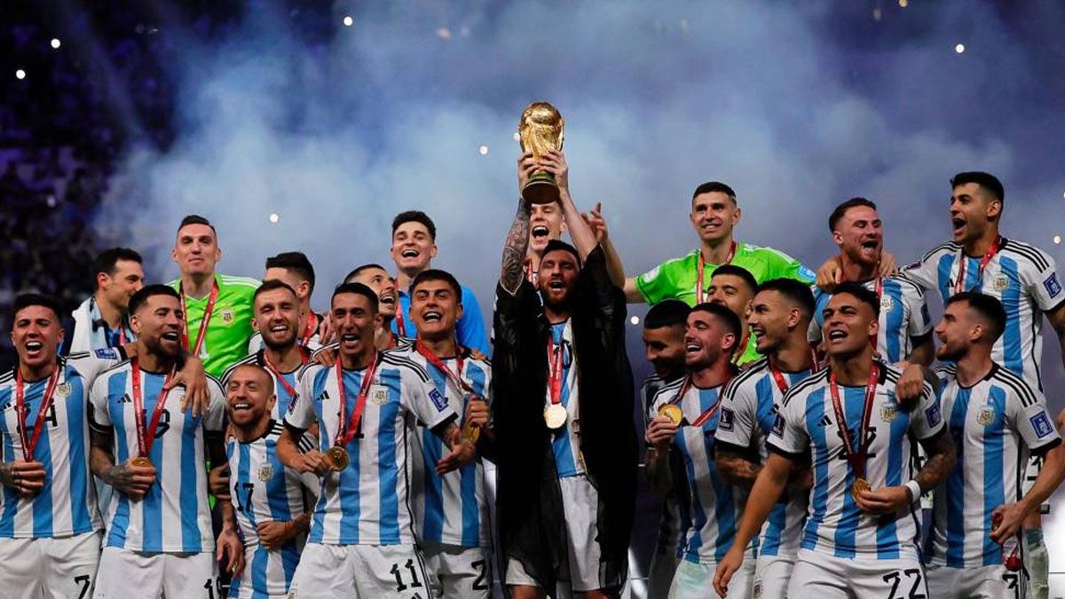 La AFA podría ser sancionada por la FIFA por los festejos de la Selección Argentina. 
