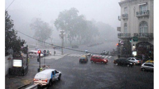 Alerta por tormentas con posible caída de granizo en la Ciudad de Buenos Aires