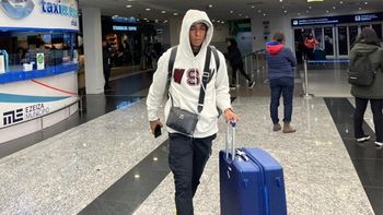 Video: el abrupto regreso de Sebastián Villa a la Argentina tras la intimación de Boca