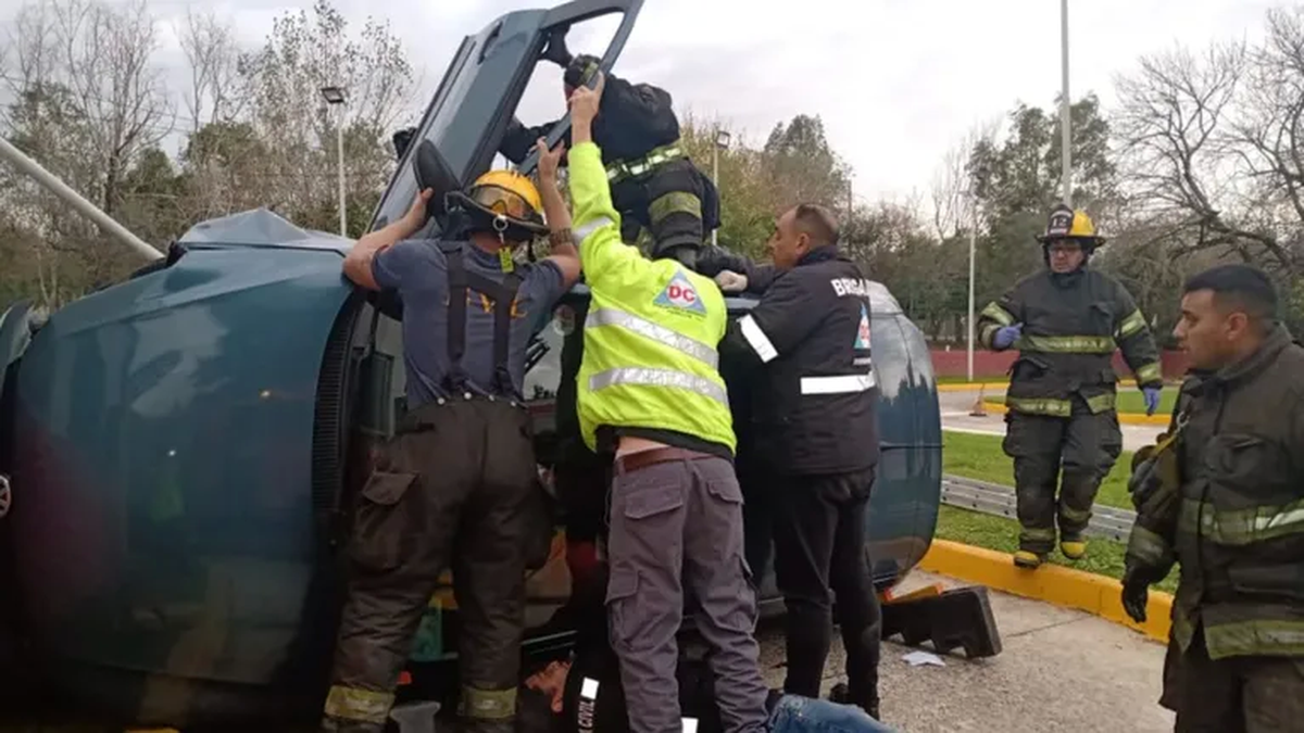 Una mujer fue a rendir el examen de conducir
