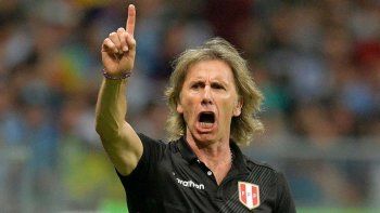 Gareca: Yo respeto y valoro a Messi, pero no tengo por qué compartir su opinión