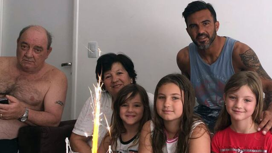 La sentida despedida de Allegra e Indiana Cubero a su abuelo Carlos: Te voy a...