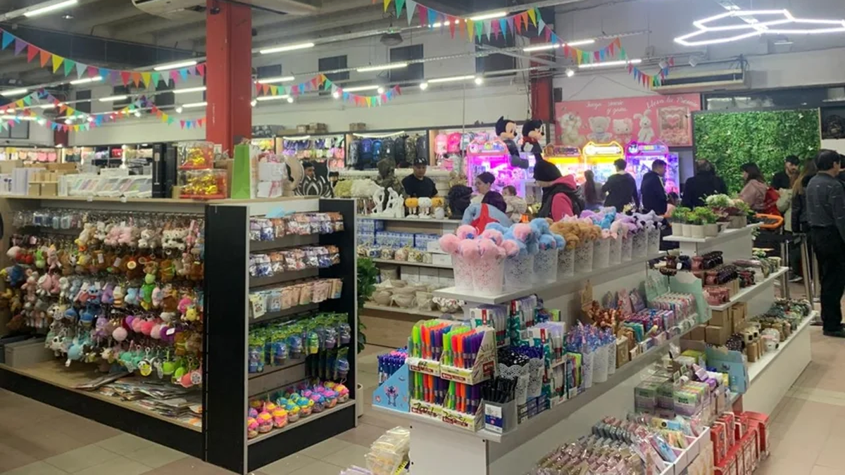 Tienen 10 años: el angustiante relato de la madre de un nene que fue golpeado por empleados de un bazar chino