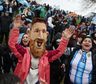 La selección argentina regresa al país y los hinchas esperan al plantel en el predio de la AFA