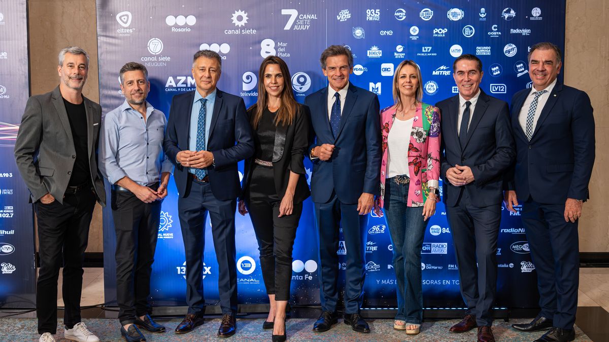 Miguel Bossio, Mariano Garcia, Rolando Graña, Florencia Scarpati, Claudio Rigoli, Milva Castellini, Rodolfo Barilli, Luis Otero .jpg