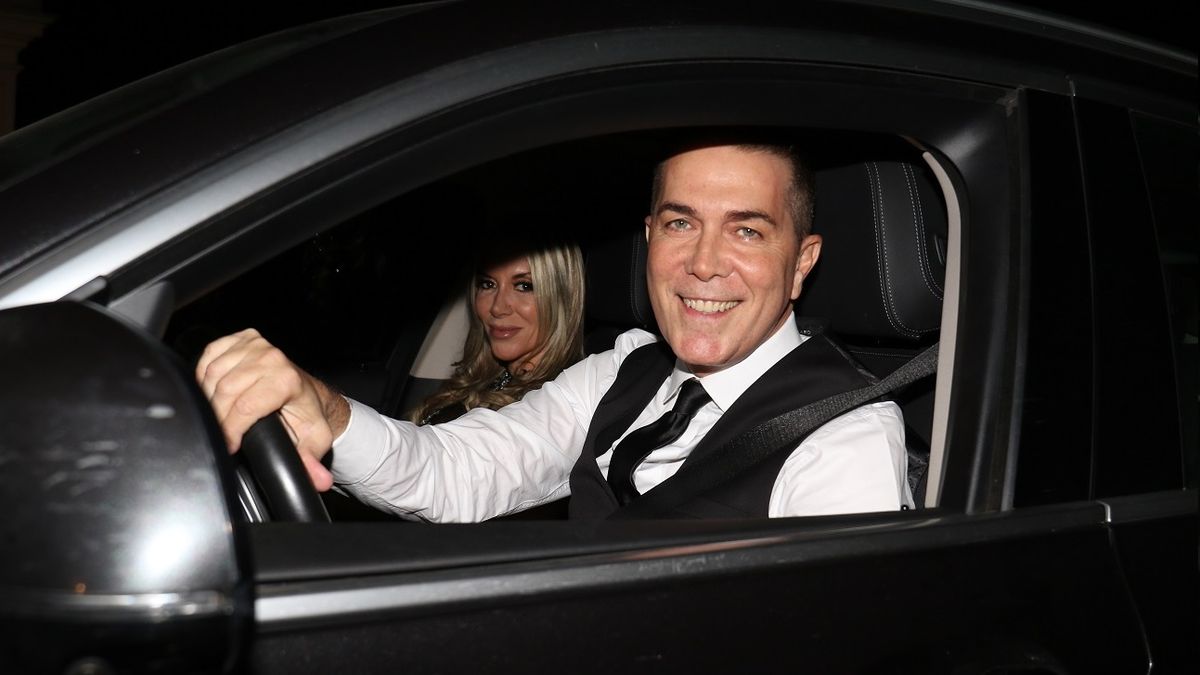 Rodolfo Barili y su pareja en el casamiento de Jorge Lanata y Elba Marcovecchio