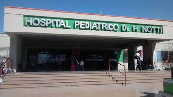 El nene fue trasladado de urgencia al Hospital Pediátrico Humberto Notti. Foto: Télam.&nbsp;