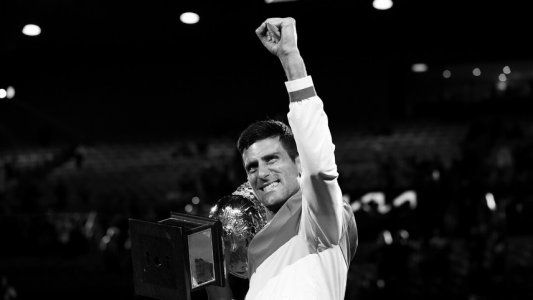 Djokovic apabulló a Medvedev, le ganó en sets corridos y es campeón del Australian Open por 9° vez