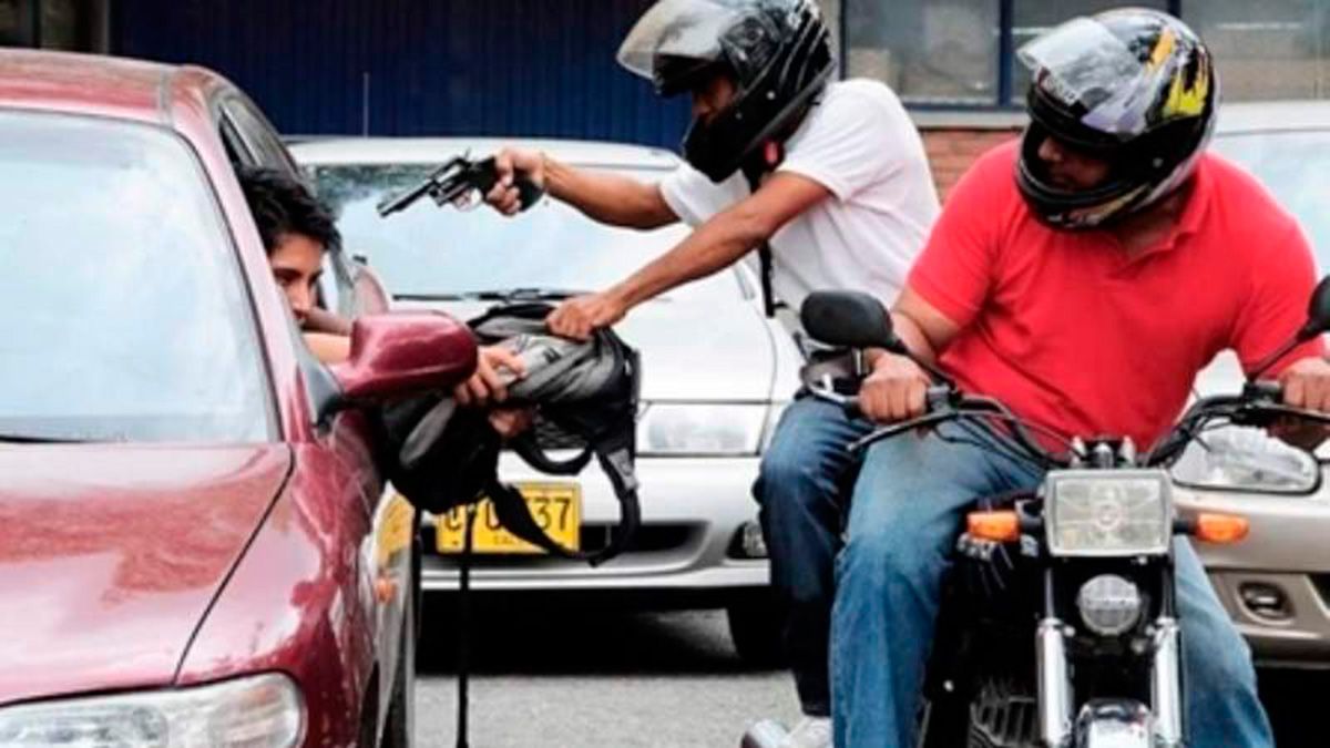 Un hombre fue asesinado por dos motochorros que intentaron robarle su vehículo