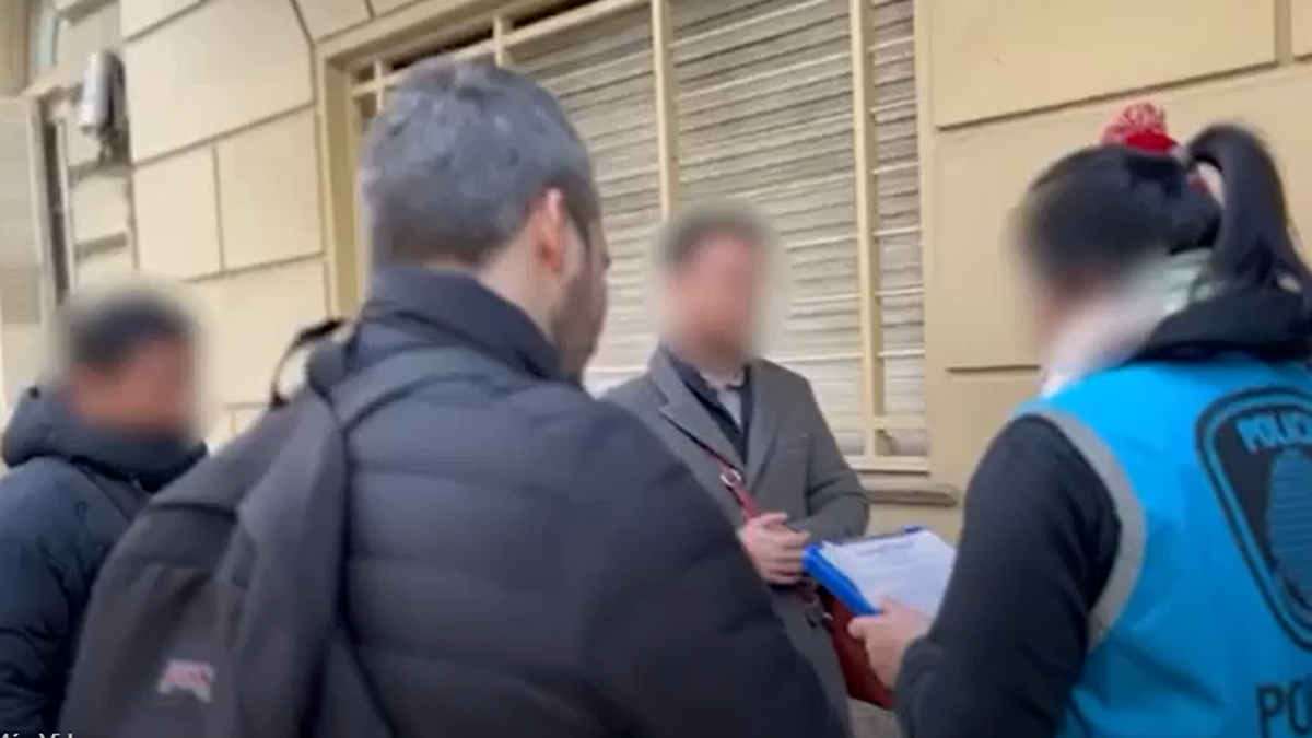 Detuvieron al dueño de la camioneta involucrada en la muerte de un ciclista en Palermo.
