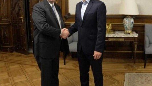 La transición empezará este viernes 6 con la designación de ministros de Fernández