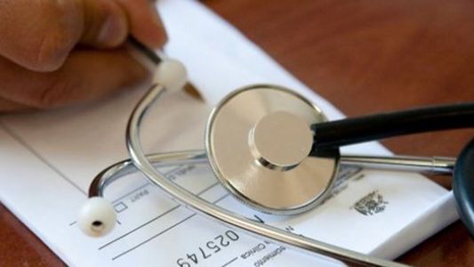 Prepagas: el Gobierno autorizó dos aumentos para marzo y abril