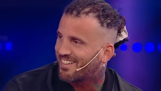 Juan de Gran Hermano 2022 mandó al frente a una famosa: Se había mandado las flores ella misma