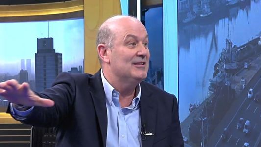 Federico Sturzzeneger, en A24: Milei nos pide que no miremos al dólar