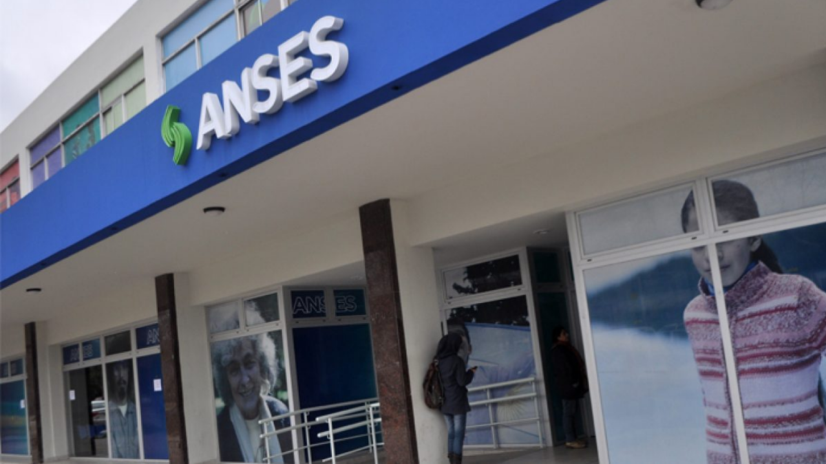 Pensiones No Contributivas: quiénes cobran hoy 5 de julio de 2021 sus asignaciones de Anses.