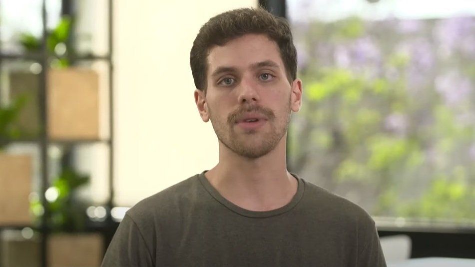 Es argentino, tiene 22 años y creó una herramienta que hizo historia en una importante multinacional