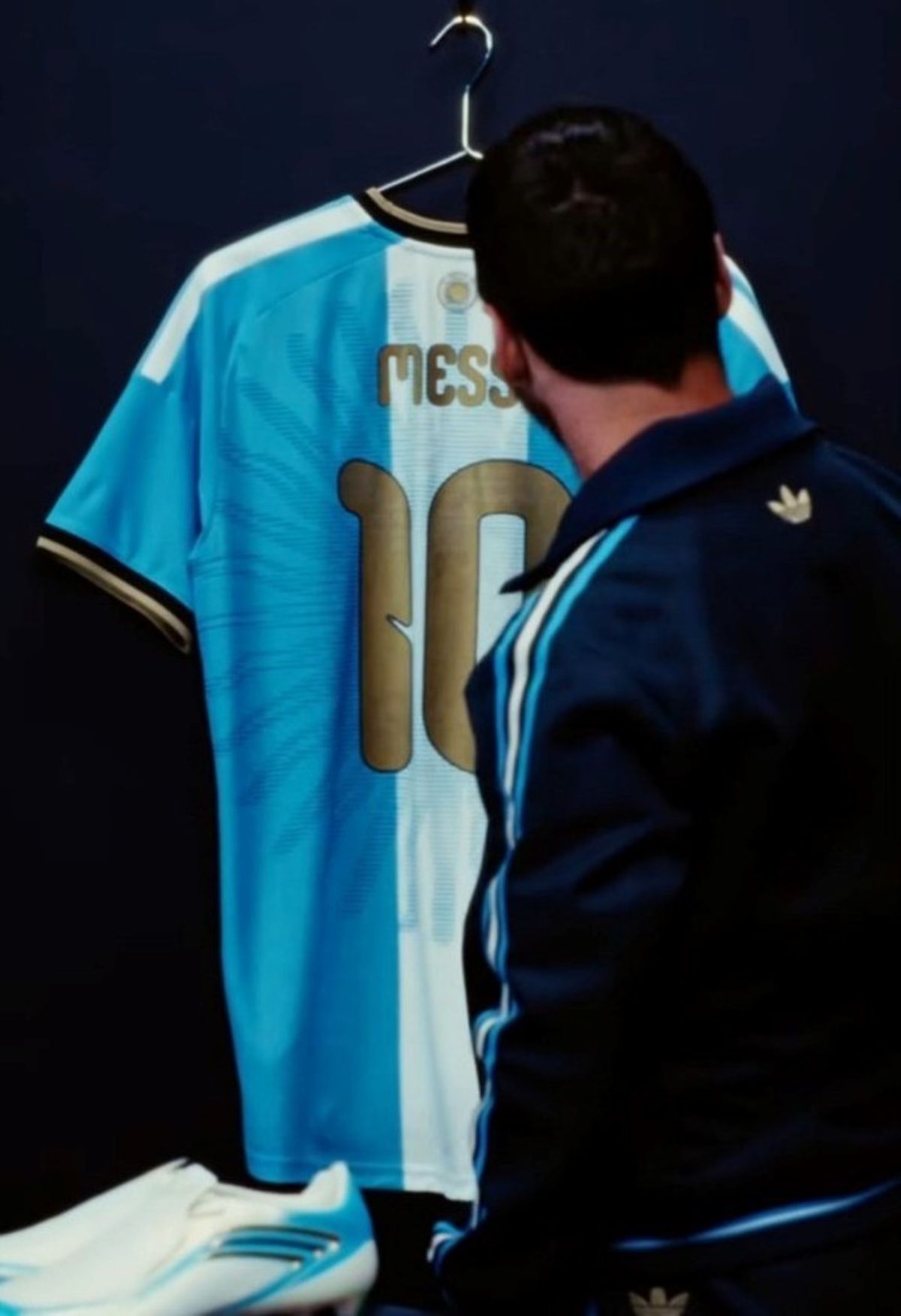 Nostalgia: Messi con la última camiseta. (Foto: captura)