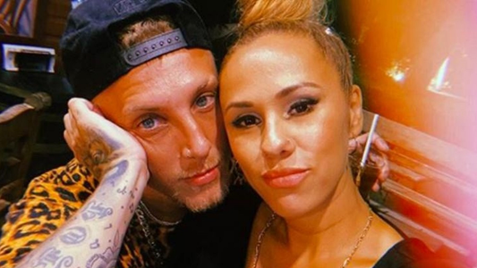 La foto hot que Barby Silenzi compartió de El Polaco para desmentir la crisis de pareja