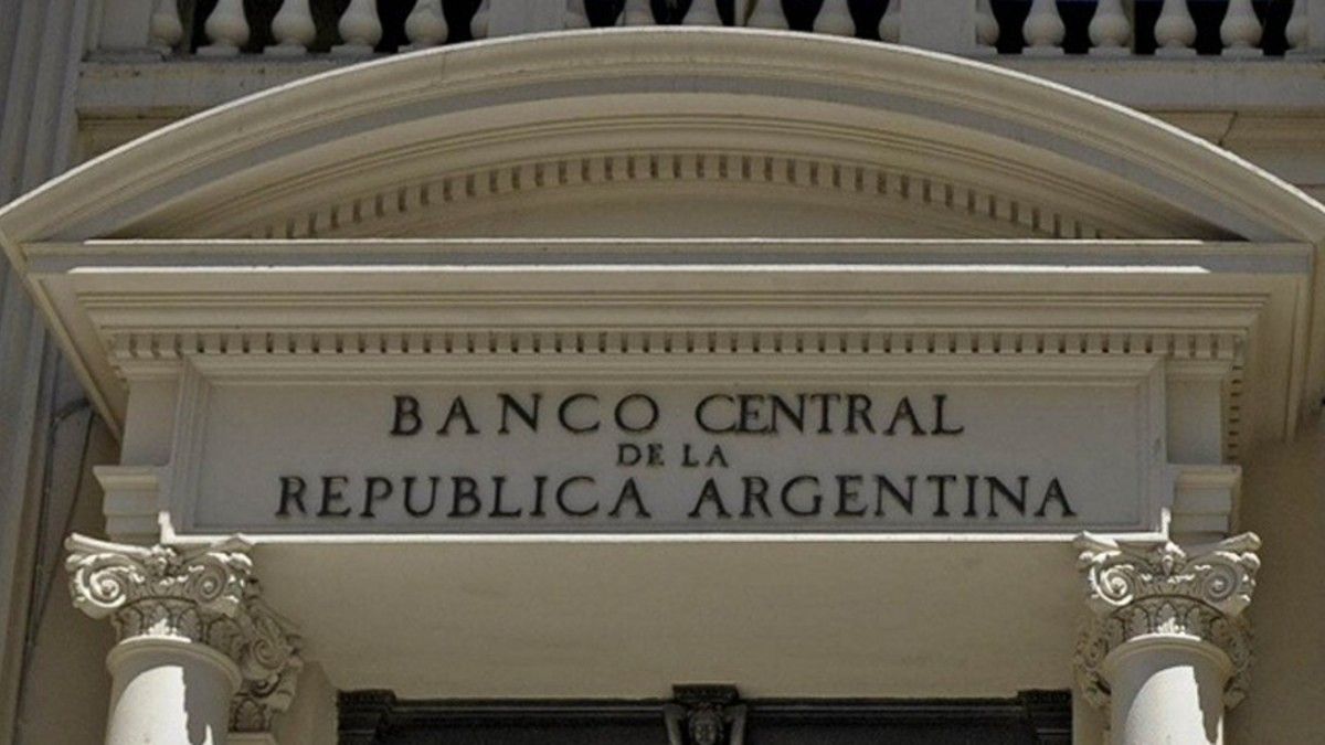 El gobierno volvió a bajar la tasa de interés. (Foto Archivo)