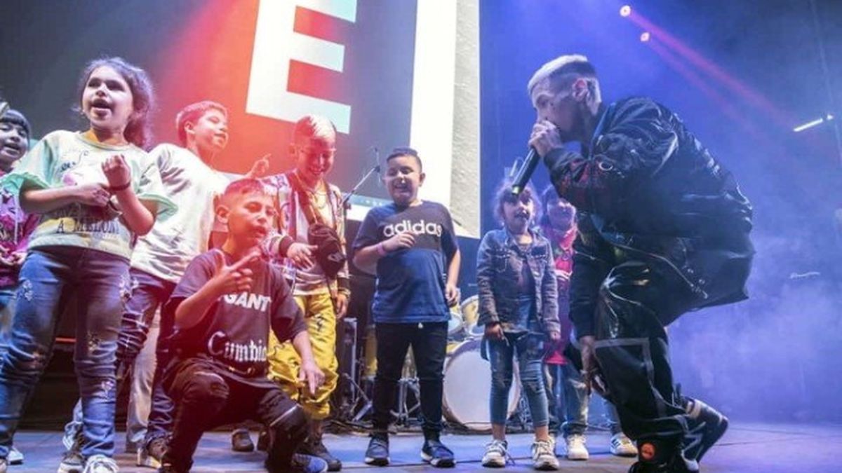 L-Gante tambi&eacute;n cant&oacute; con los m&aacute;s chiquitos el abecedario, un verdadero hit que todos cantan por estos d&iacute;as.&nbsp;