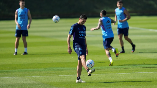 Mundial Qatar 2022: la Selección Argentina volvió a entrenar tras la derrota con Arabia Saudita