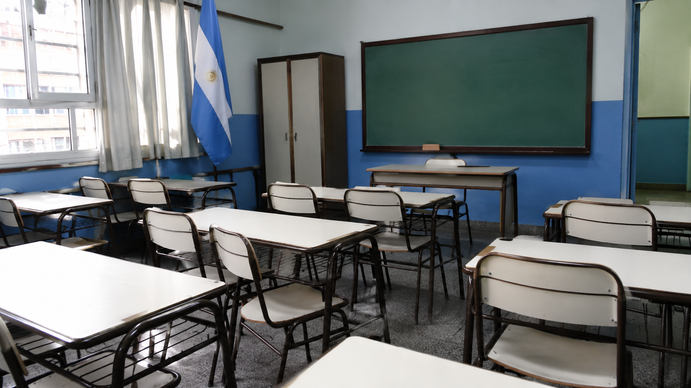 No hay clases: vuelven a cerrar las escuelas en todo el país y suspenden todas las actividades por 72 horas