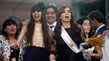 Cómo es la calesita judicial que beneficia a Florencia Kirchner