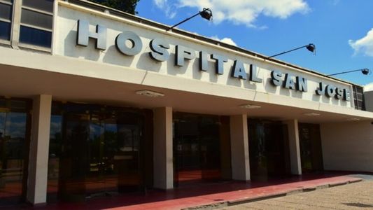 Le dieron un piedrazo en la cabeza a un chico de 16 años para robarle la gorra y está en grave estado